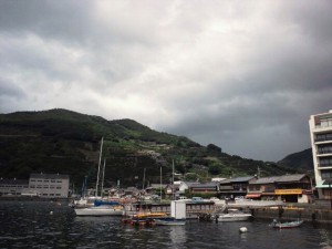 とうとう雨です（みかめ本館前）