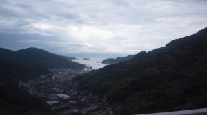 夜中の雨は降り止みました（1）